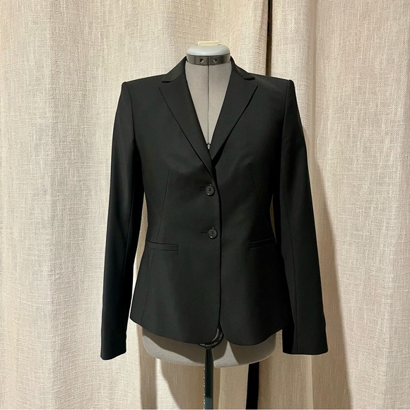 Ann Taylor Jackets & Blazers - Ann Taylor Blazer. Size 2 Petite. Black.